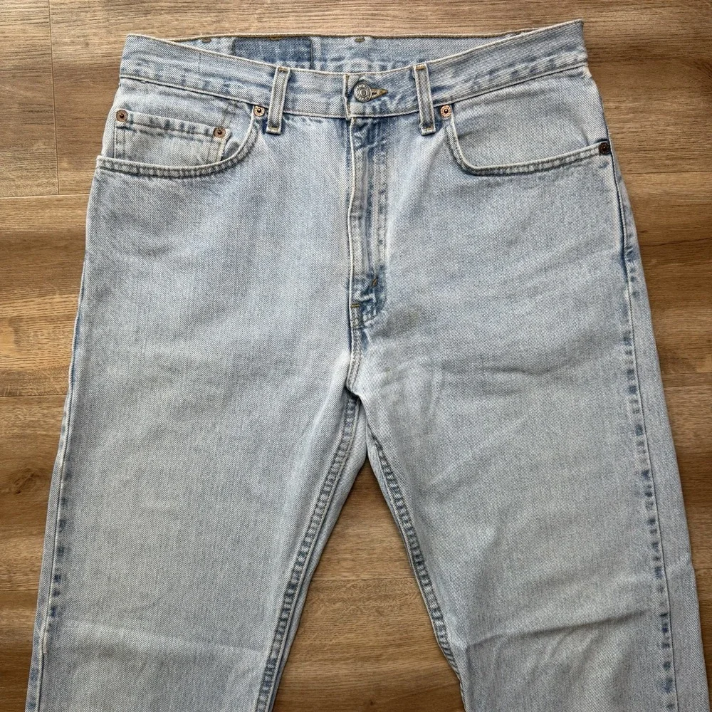 Vintage Levis 505 Jeans Men 32x30 Blue Regular Fit Light Wash Denim 90s (Hemmed)